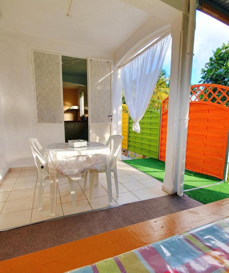 Maison Confortable A Sainte-Anne Kültér fotó
