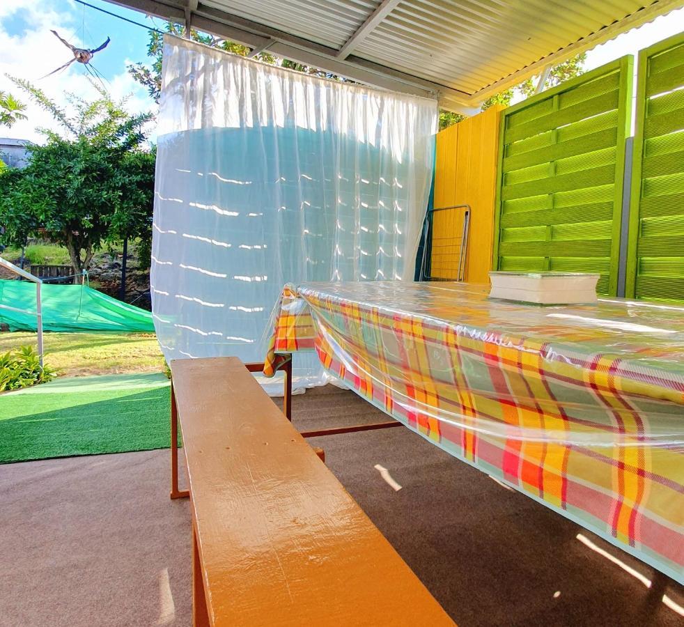 Maison Confortable A Sainte-Anne Kültér fotó